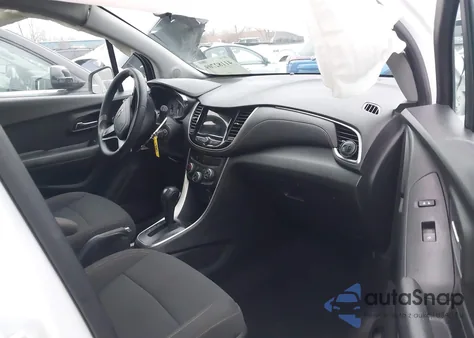 2018 Chevrolet Trax Ls z USA, uszkodzony, nr VIN KL7CJNSB0JB583002